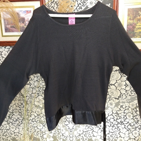 Du Jour Tops - Du Jour black crew neck blouse with tie along bottom hemline long sleeve NWT